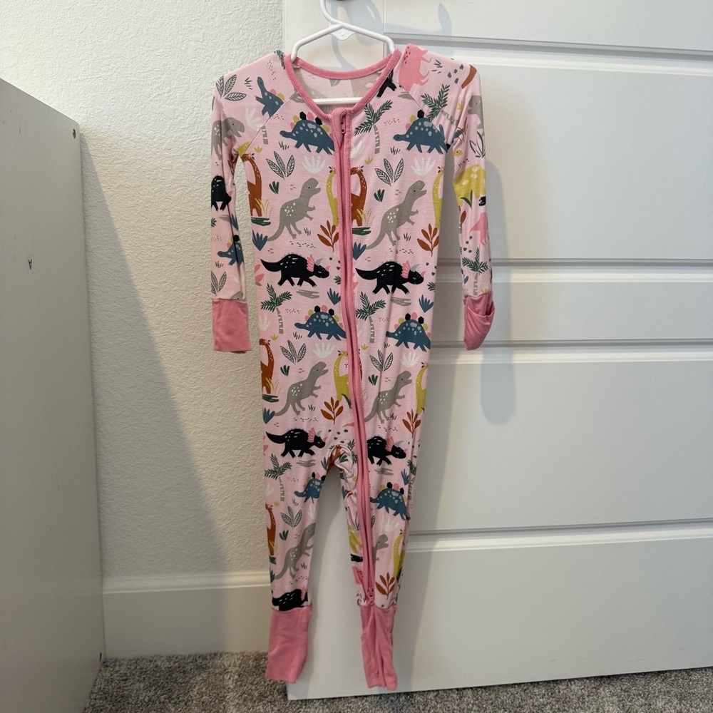 Little Sleepies- Pink Dinosaurs Zippy- 12-18